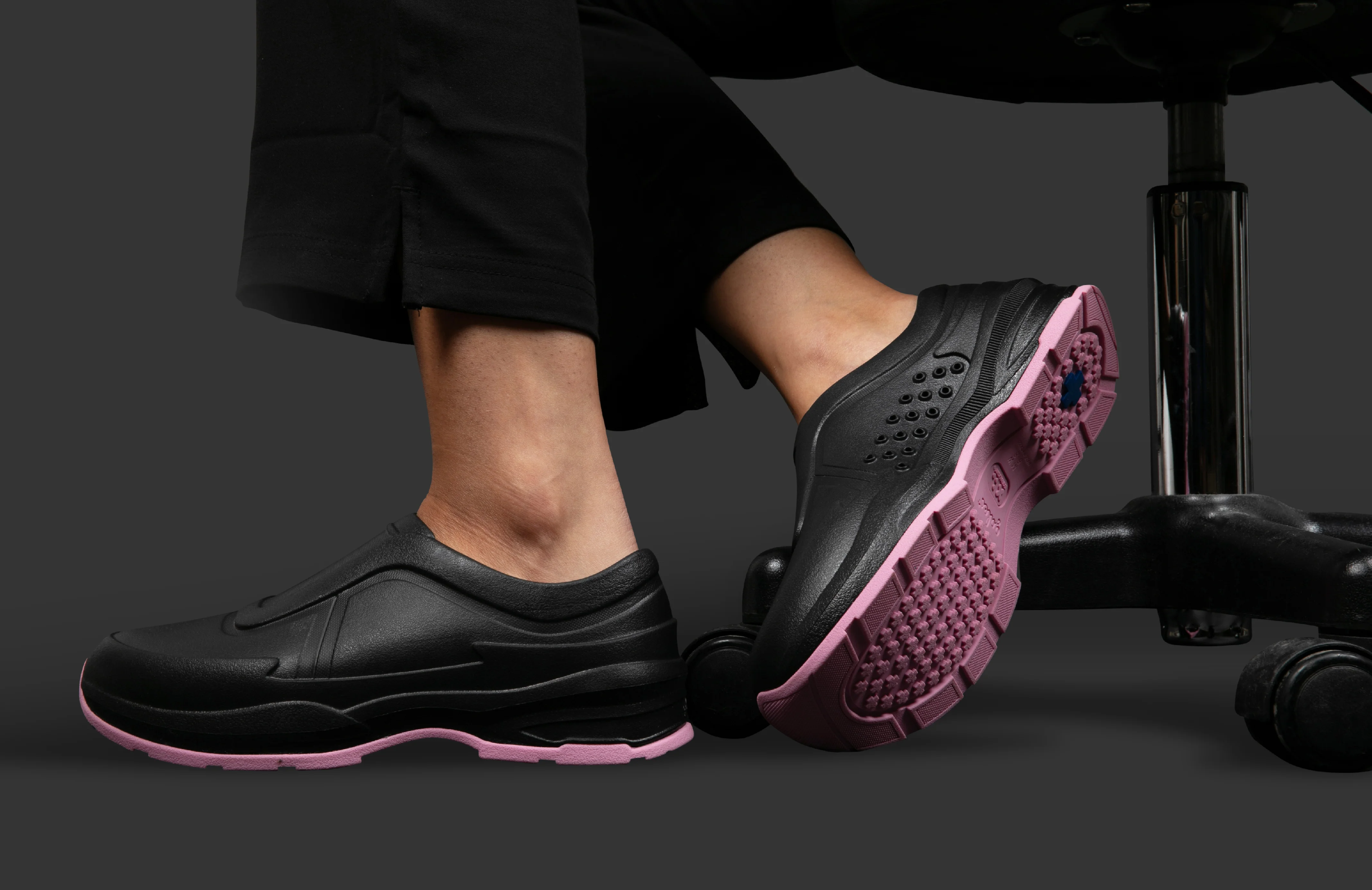 Gales Pro Line - Nurse Blake - Black/Pink - Image 4